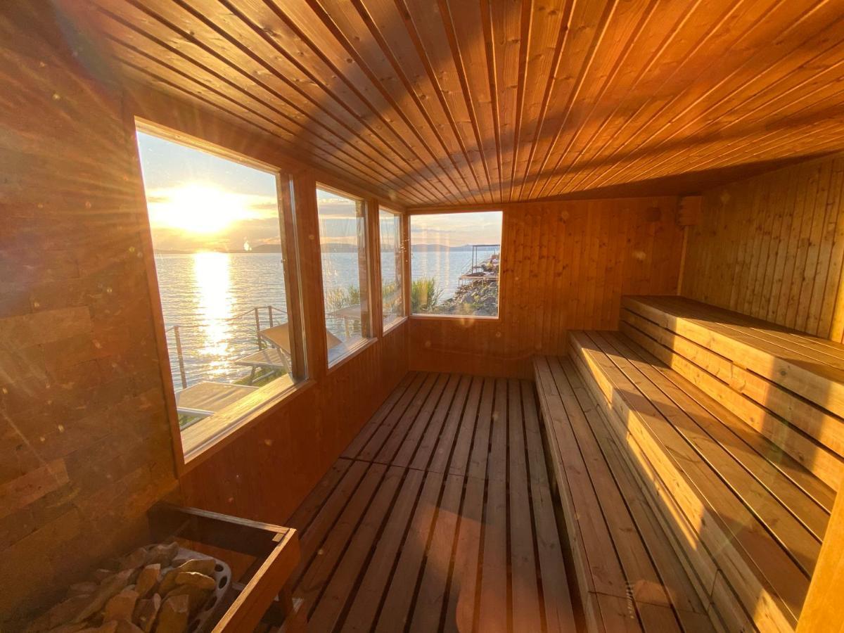 Butique Apartman Балатонлеле Екстериор снимка