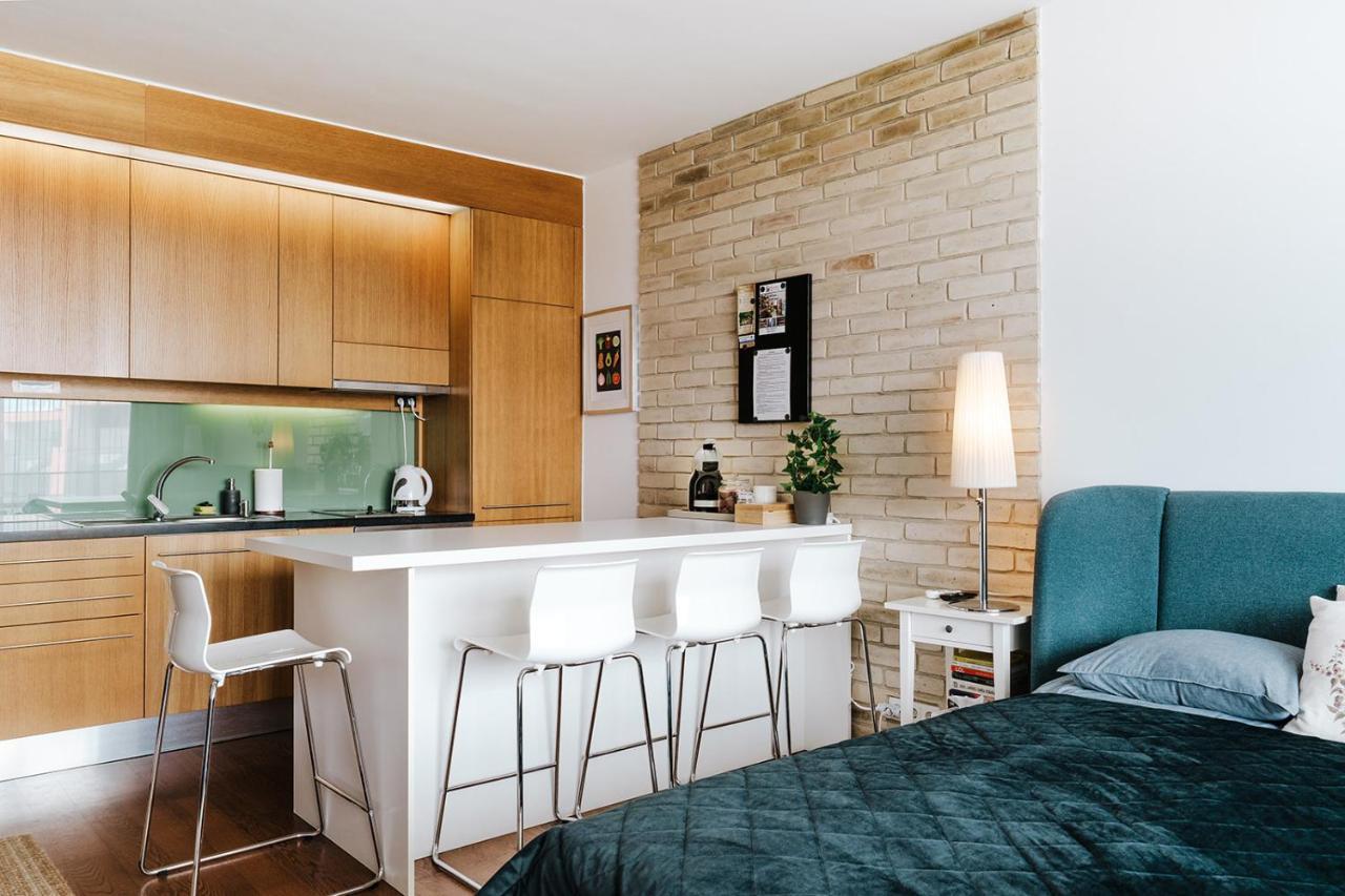 Butique Apartman Балатонлеле Екстериор снимка