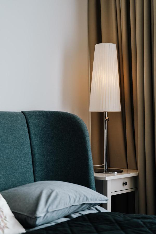 Butique Apartman Балатонлеле Екстериор снимка
